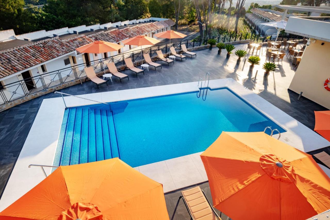Hotel Admiral San Roque Сан Роке Екстериор снимка