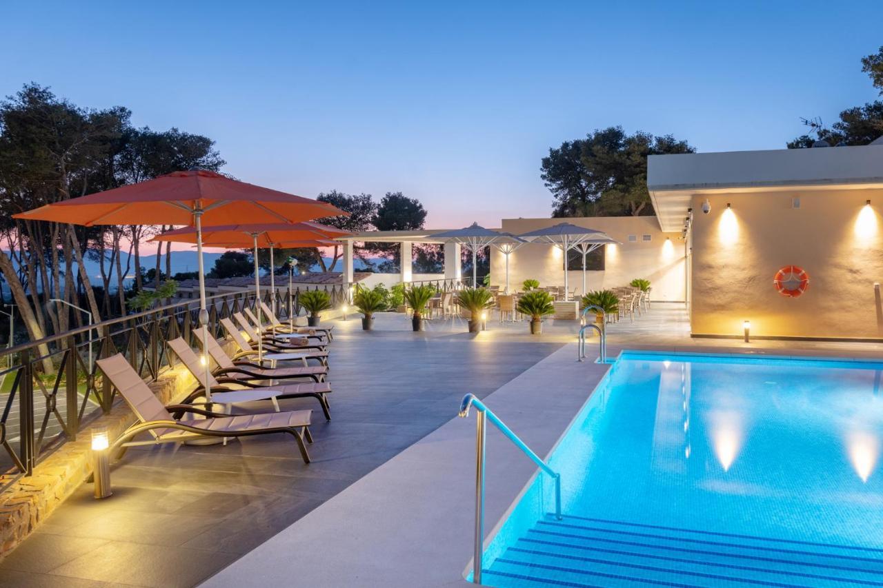 Hotel Admiral San Roque Сан Роке Екстериор снимка
